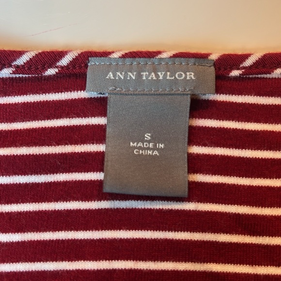❤️ANN TAYLOR 100% PIMA COTTON RED & WHITE STRIPED SHORT SLEEVE V NECK TOP SMALL - Picture 10 of 13